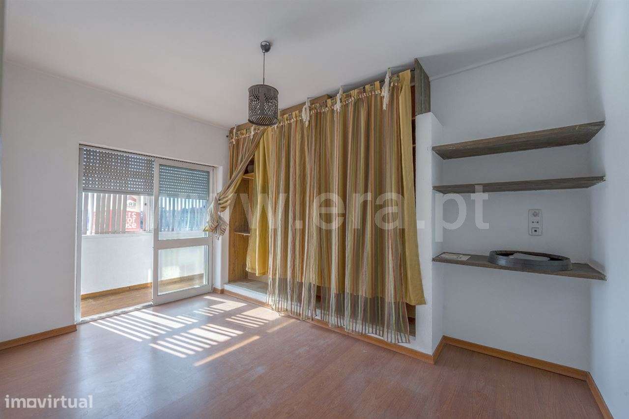 Apartamento T4/T3; Alto do Seixalinho-12