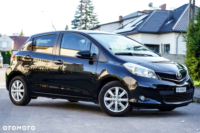 Toyota Yaris 1.33 Prestige - 4