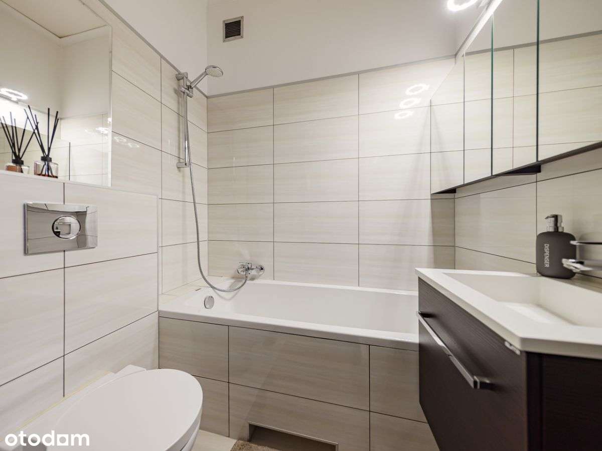 Pl Unii, kamienica, balkon, winda, wysokie-13