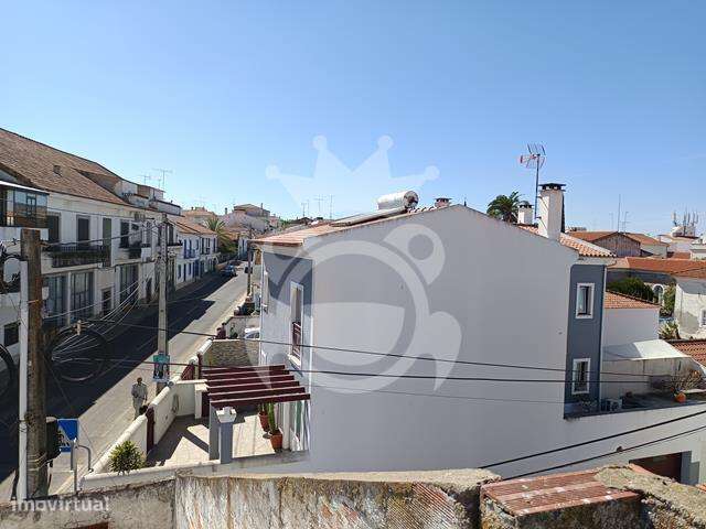 Moradia - centro de Reguengos-38