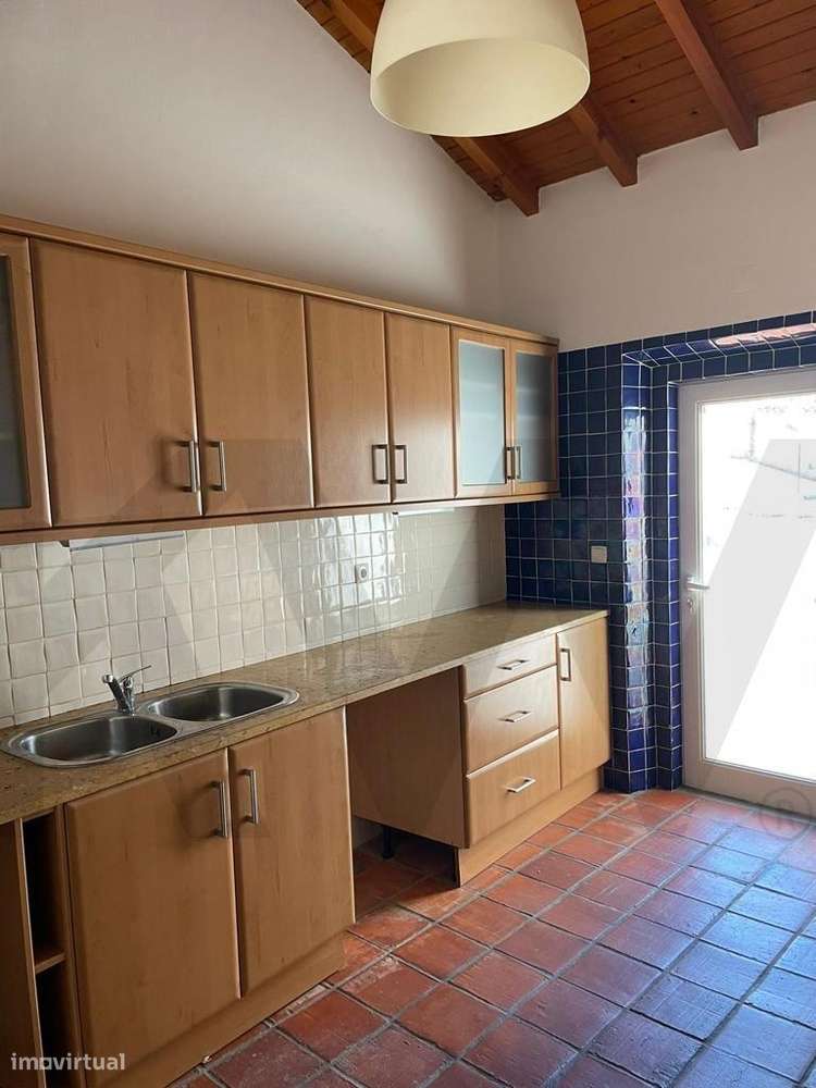 Moradia independente no Centro Histórico de Montemor-o-Novo, Alentejo - Grande imagem: 2/15