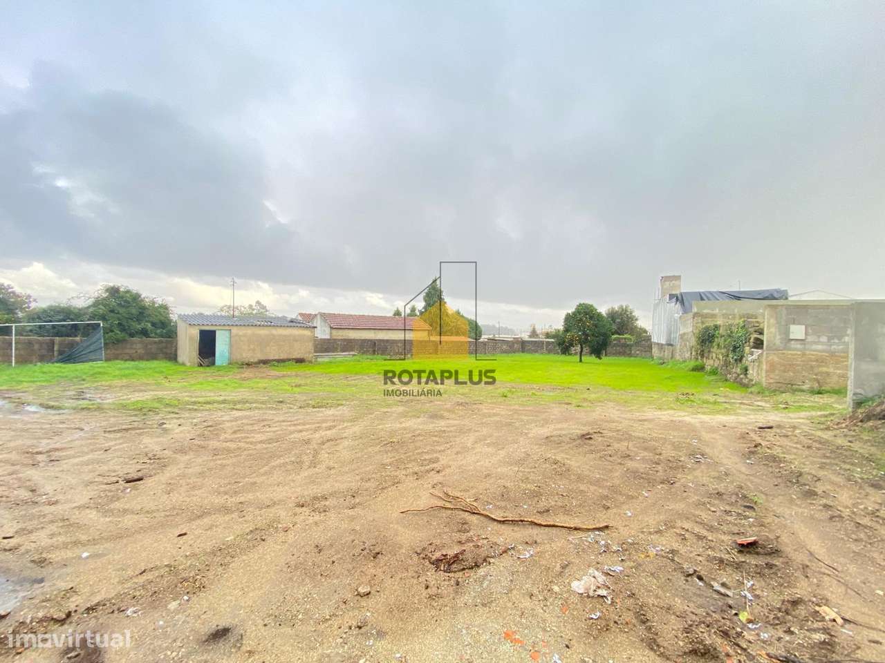 Moradia com terreno Castêlo da Maia-2