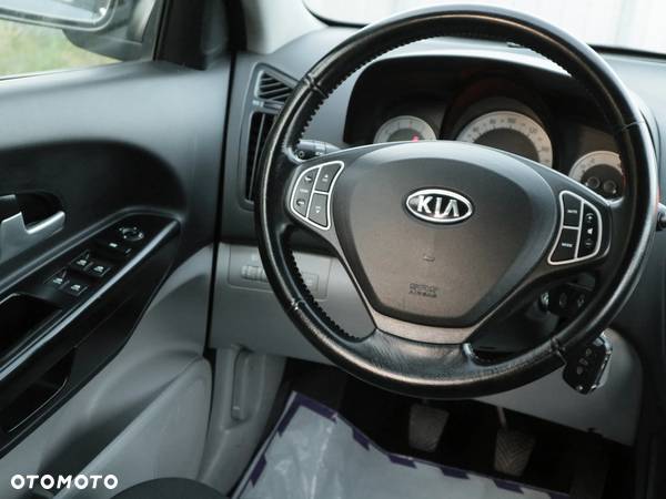 Kia Ceed Cee'd 1.6 Comfort + - 9