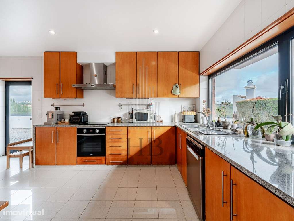 Moradia independente à venda na Várzea de Sintra-43