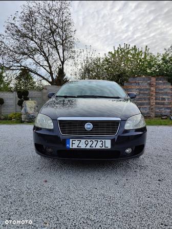 Fiat Croma 2.2 16V Emotion - 6