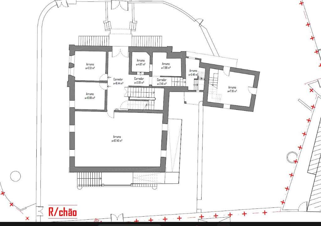 Moradia M5 com terreno em zona de Santa Apolónia, Coimbra - Grande imagem: 2/19