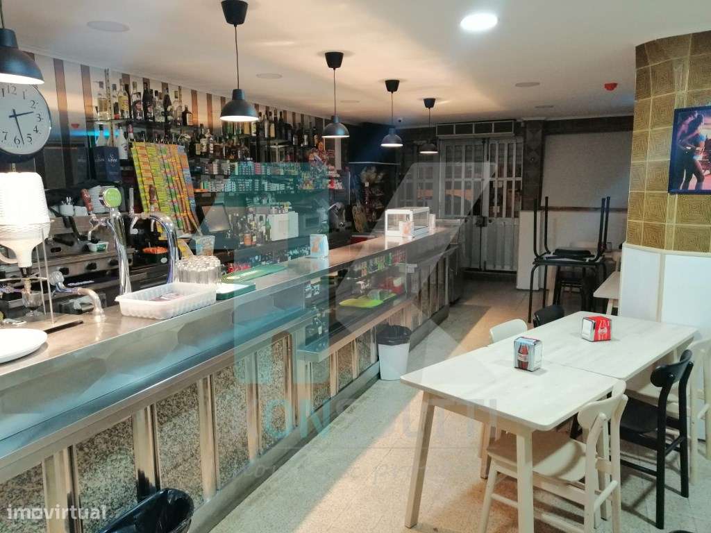Restaurante/habitação -Damaia-6