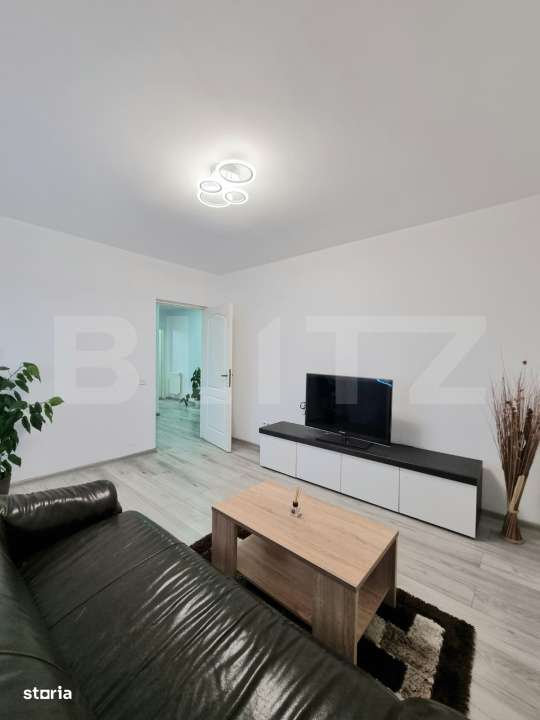 Apartament renovat cu 2 camere cu balcon si parcare, zona Artema - Imagine principală: 5/7