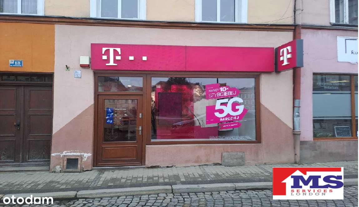 Na sprzedaż lokal usługowy w centrum Prudnika pow.71,40 m2-0