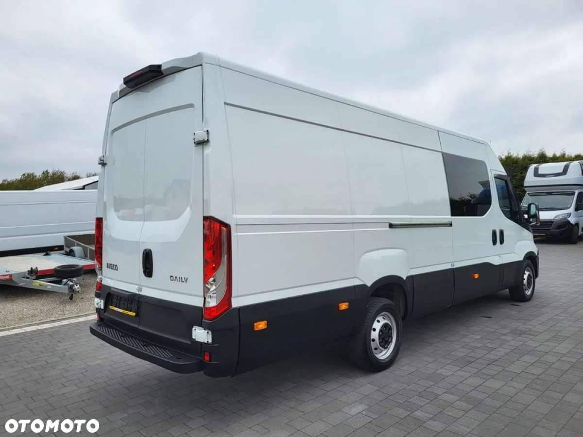 Iveco Daily Max 7 -osobowe - 16