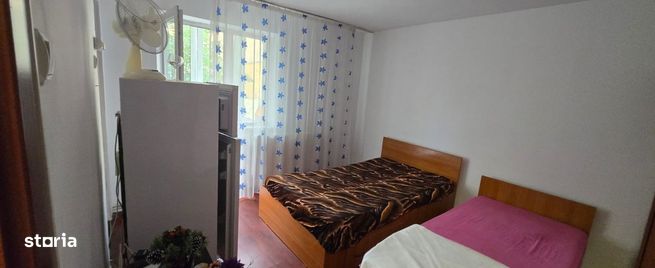 Apartament 2 camere, etaj 1 - str. Minerilor, Targu Jiu-1