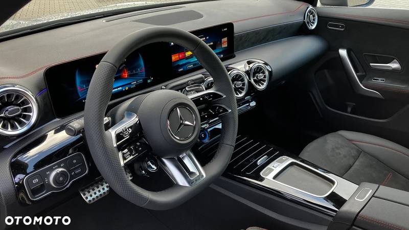 Mercedes-Benz CLA AMG 35 4-Matic 7G-DCT - 4