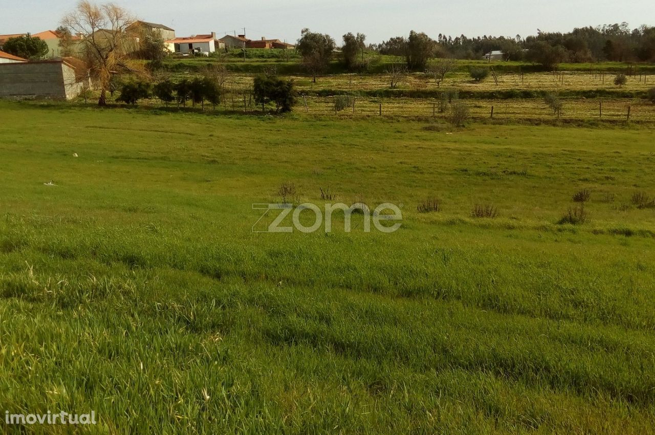 Lote terreno com construção aprovada