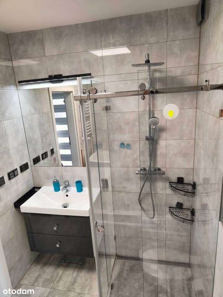 Bezczynszowy dom z garażem i fotowoltaiką-8