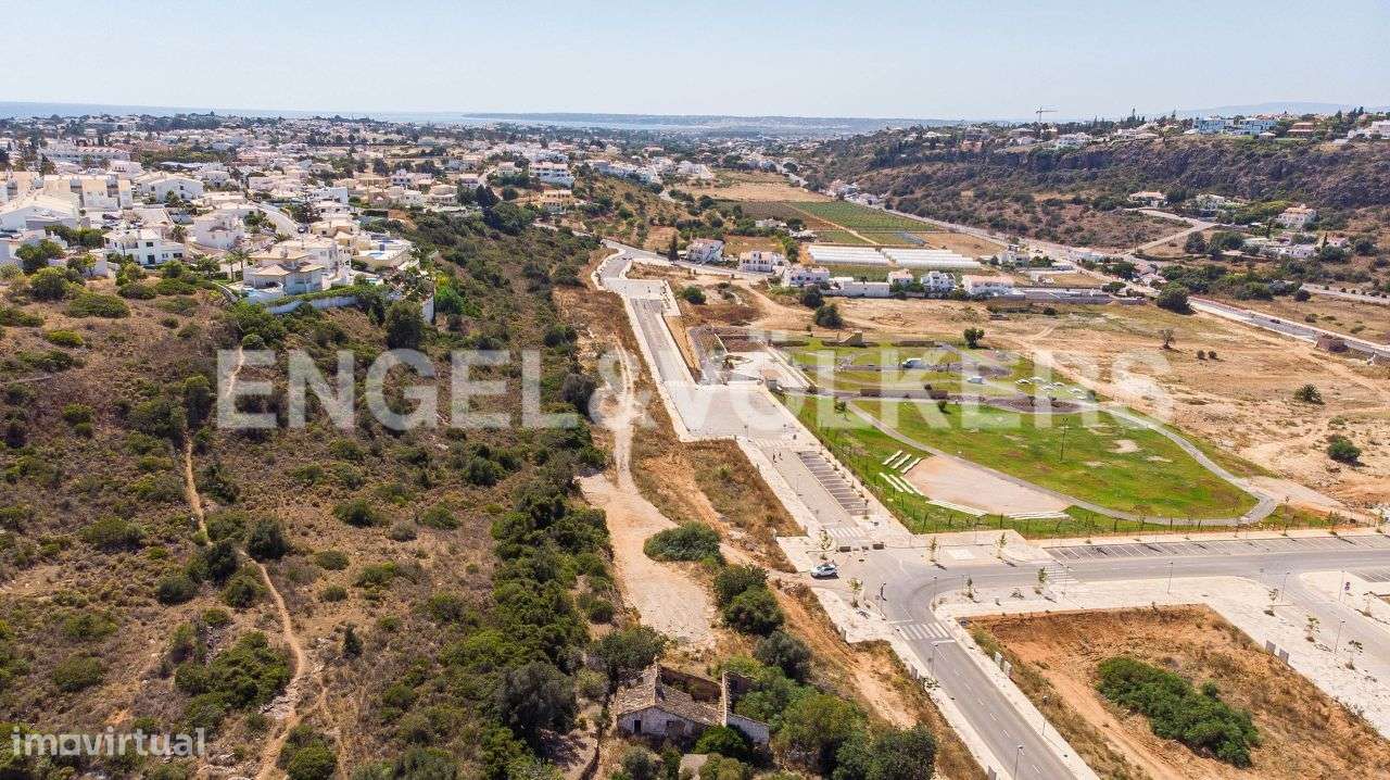 Terreno para construção de apartamentos turísticos - Grande imagem: 4/4