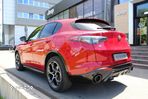 Alfa Romeo Stelvio - 4