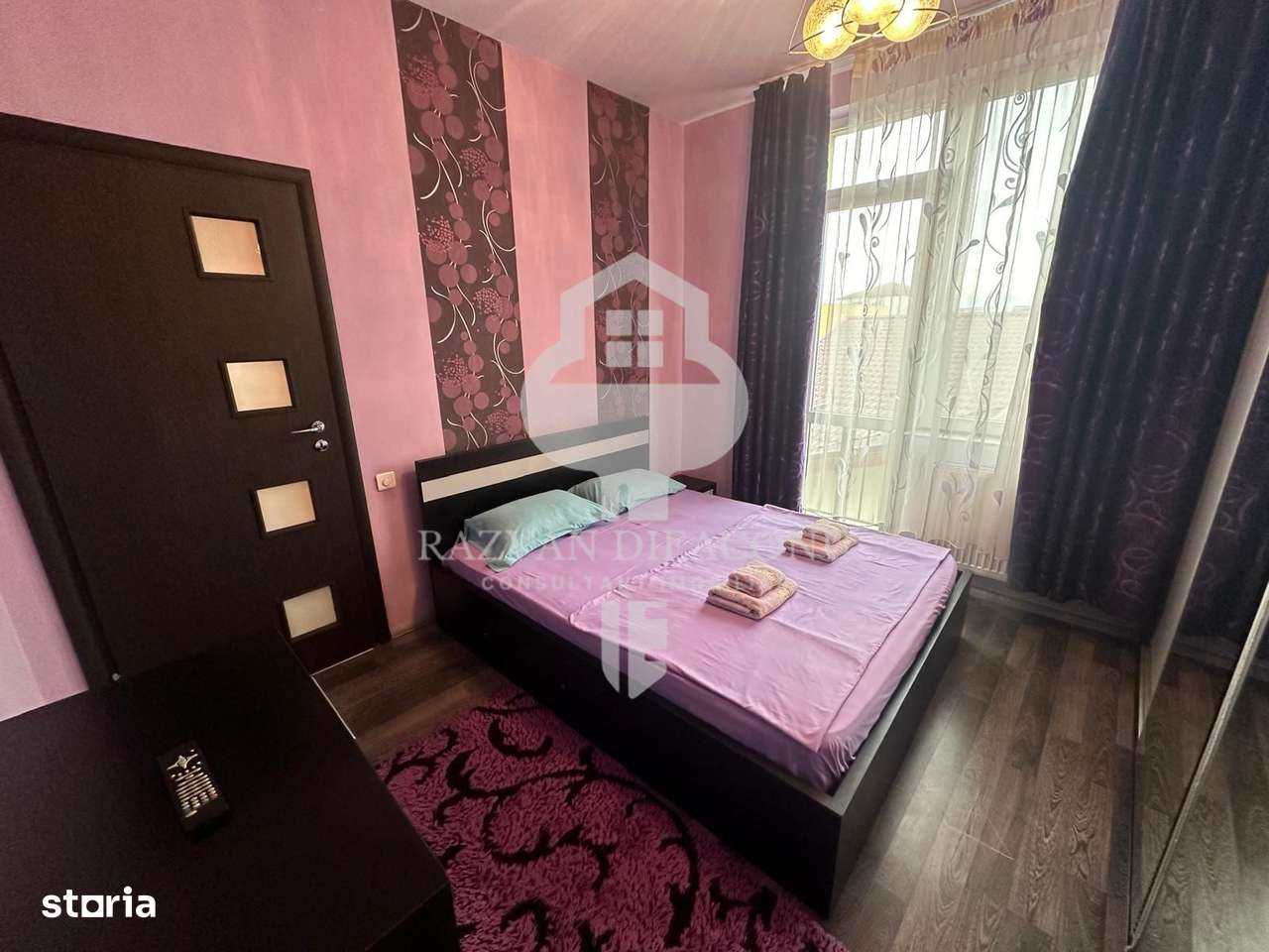 De Vanzare - Imagine principală: 3/20