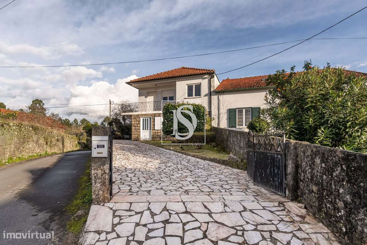 Moradia T5 em Alvarães - Grande imagem: 2/35