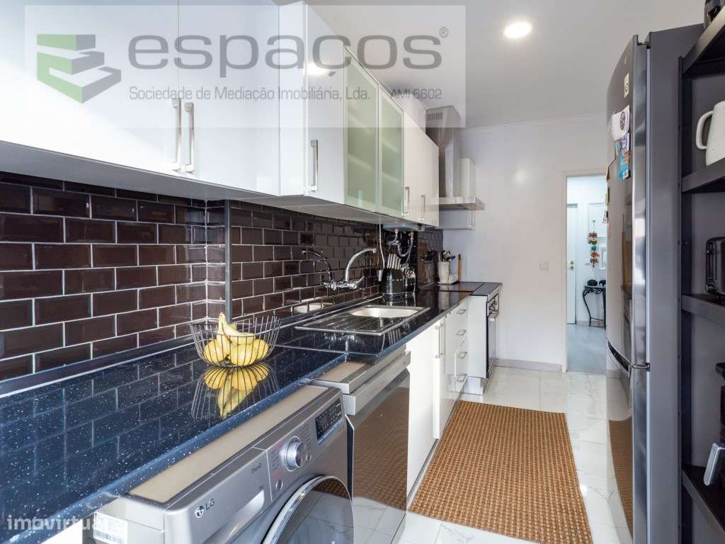 T2 remodelado em Queluz - Grande imagem: 5/17