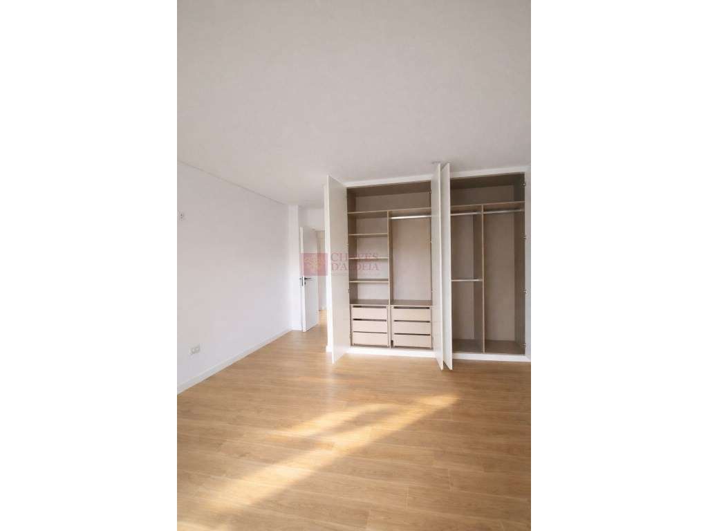 Malveira - Centro - T2 a estrear com terraço e garagem-18