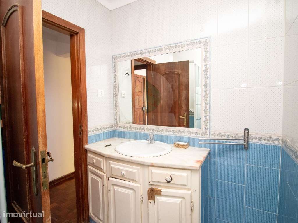 Excelente Apartamento T2 na Cidade Sol-12