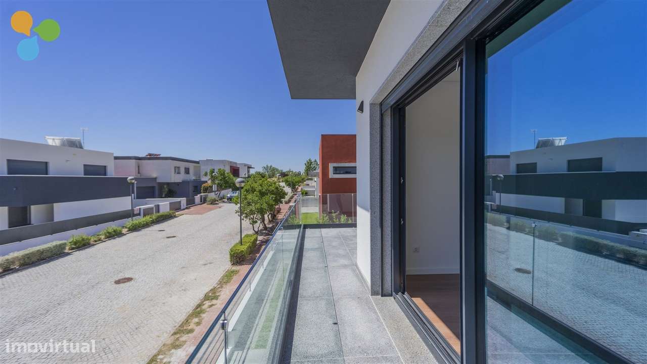 Moradia Isolada T4 Nova | Quinta da Ponte da Terra-35