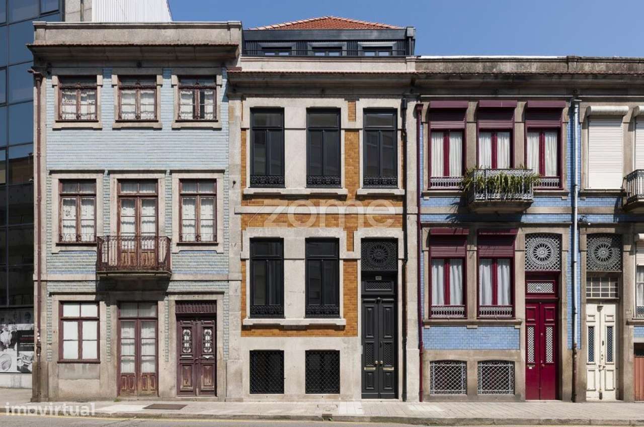 Apartamento T2 De Traca Classica Com Jardim Privativo