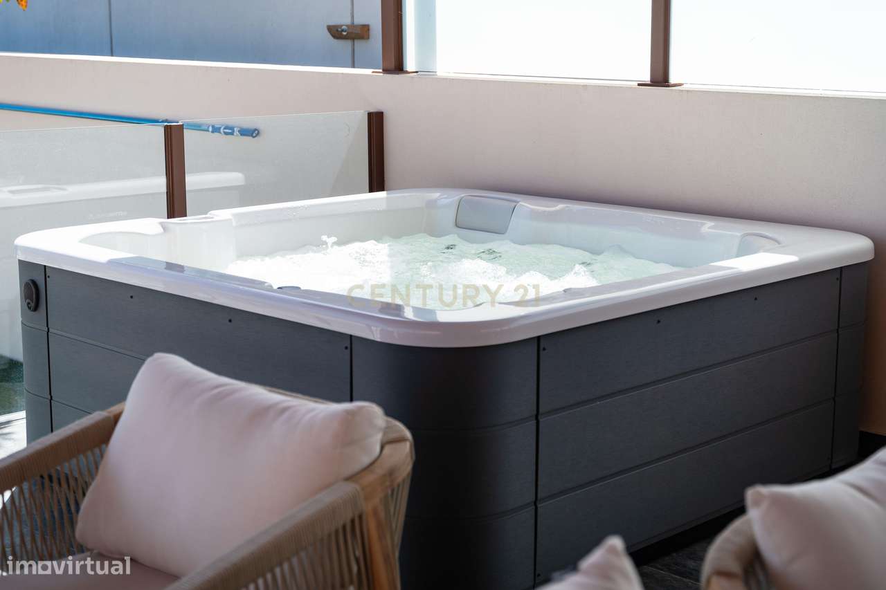 Moradia de Luxo com Piscina Aquecida e Jacuzzi Junto à Praia da Vieira-9