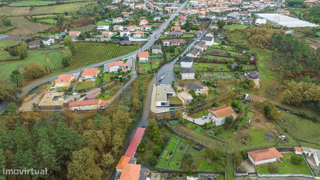 Moradia T4 de Arquitetura Moderna-18