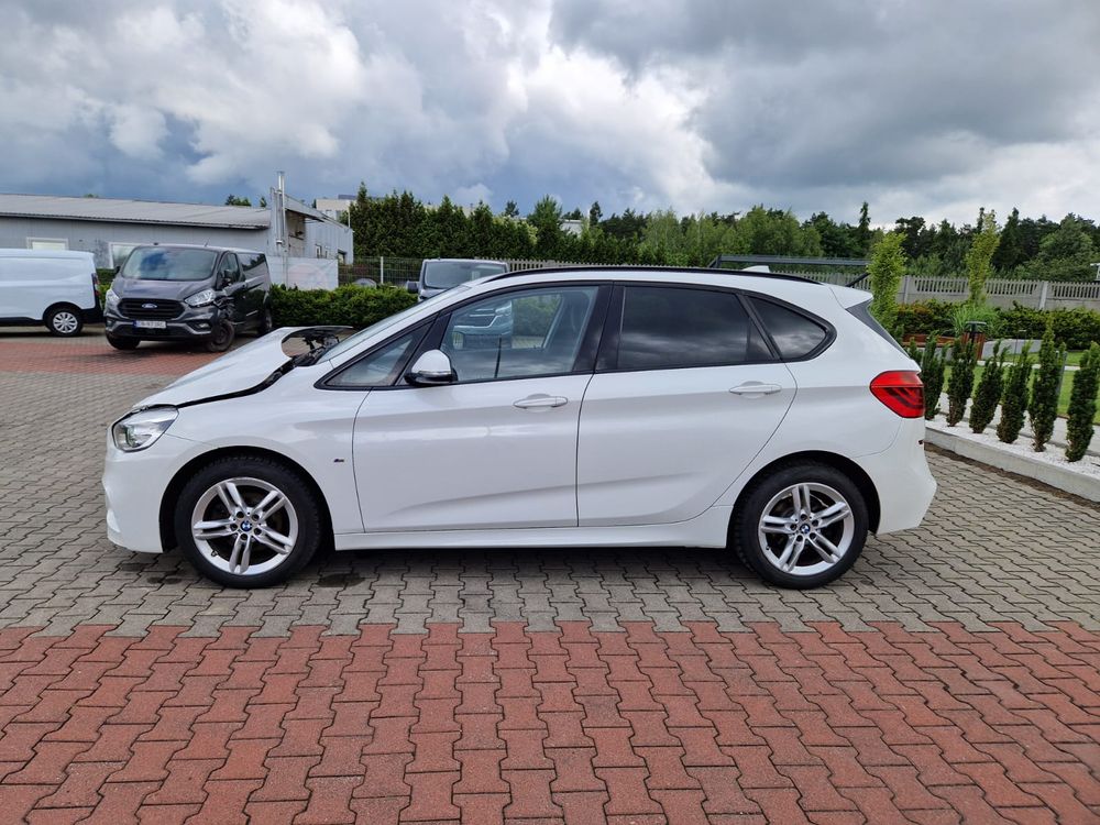 BMW 2 Series 218d Advantage sport 2017