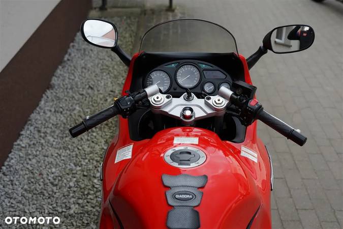 Suzuki GSX - 15