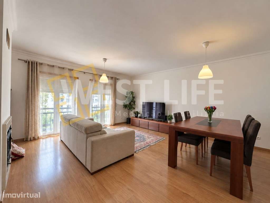 Apartamento T2 com excelente exposição solar junto ao Centro de Maf...-0