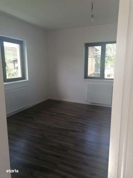 Vând casă nouă finisată în Corpadea - Imagine principală: 4/8