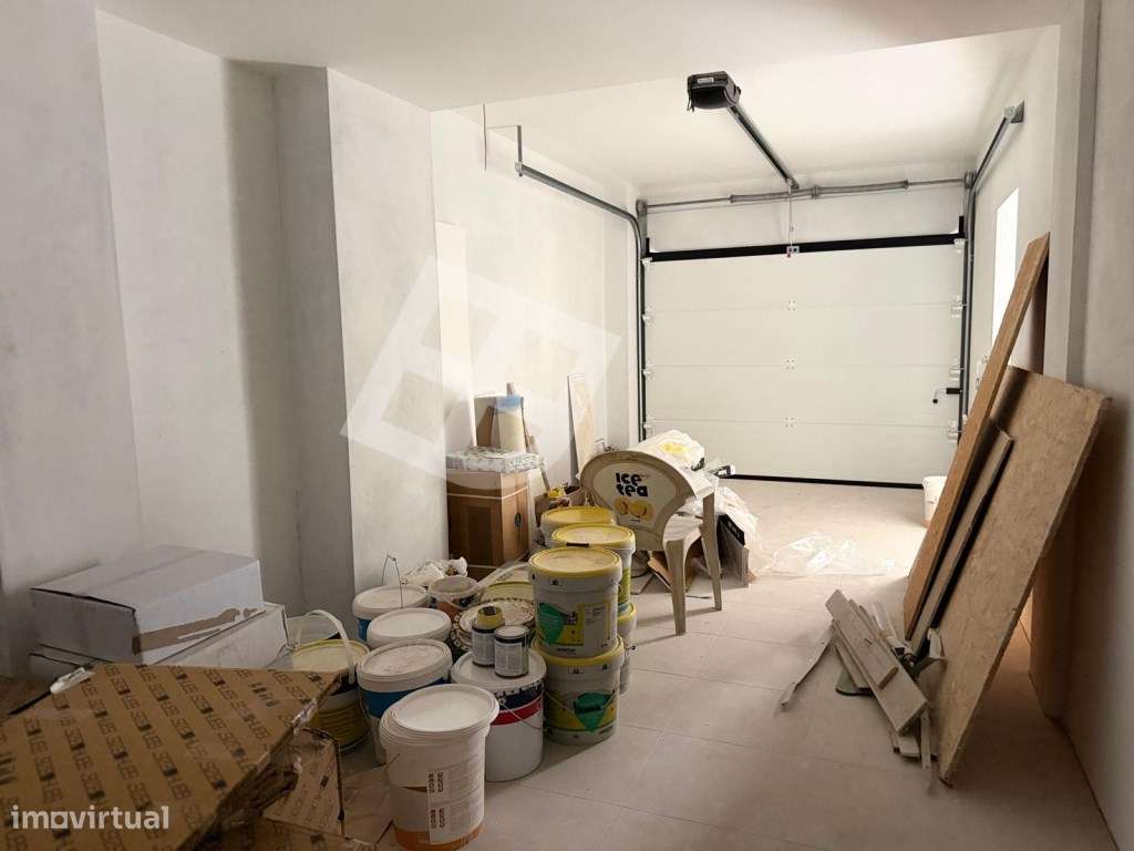Moradia T5 próxima às Praias Conforto, Espaço e Qualidade de Vida-26