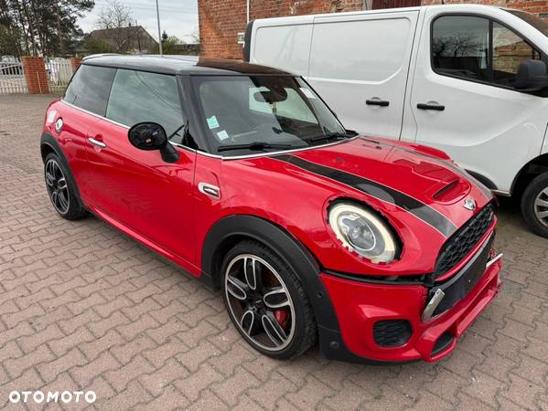 MINI John Cooper Works - 2