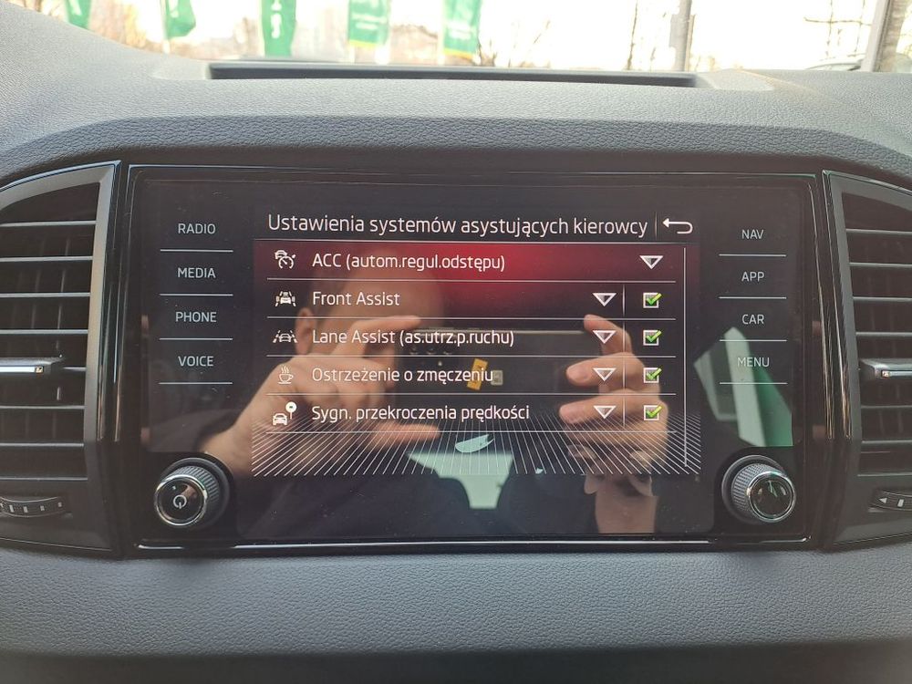 SKODA KAROQ 1.5 TSI 150KM DSG SPORTLINE, dostępny od ręki