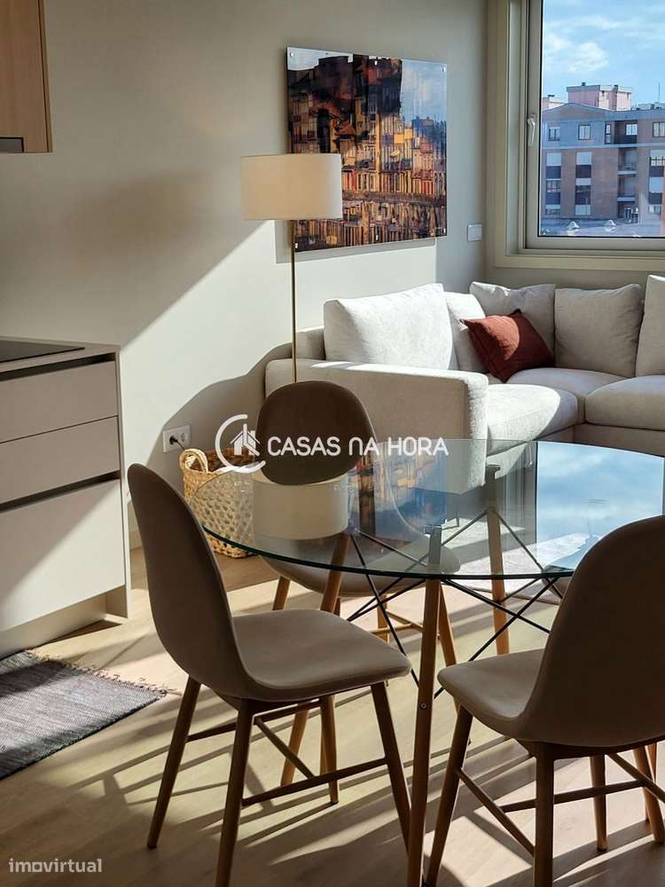 Apartamento totalmente remodelado e mobilado | Matosinhos Sul-4