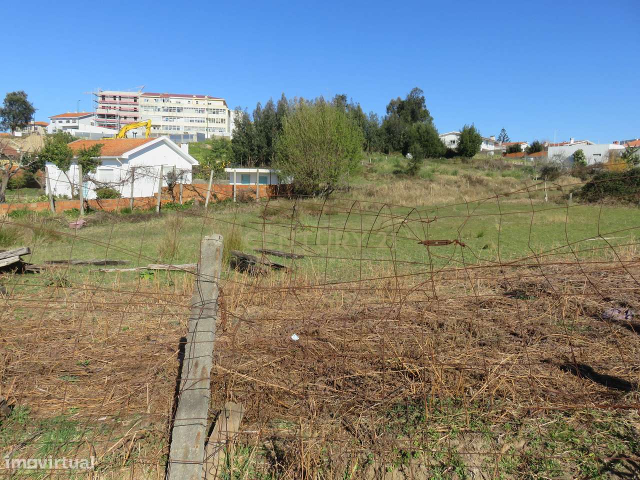 Terreno Urbano em Vila Nova de Gaia - 5901m² por 900.000€ - Grande imagem: 4/14