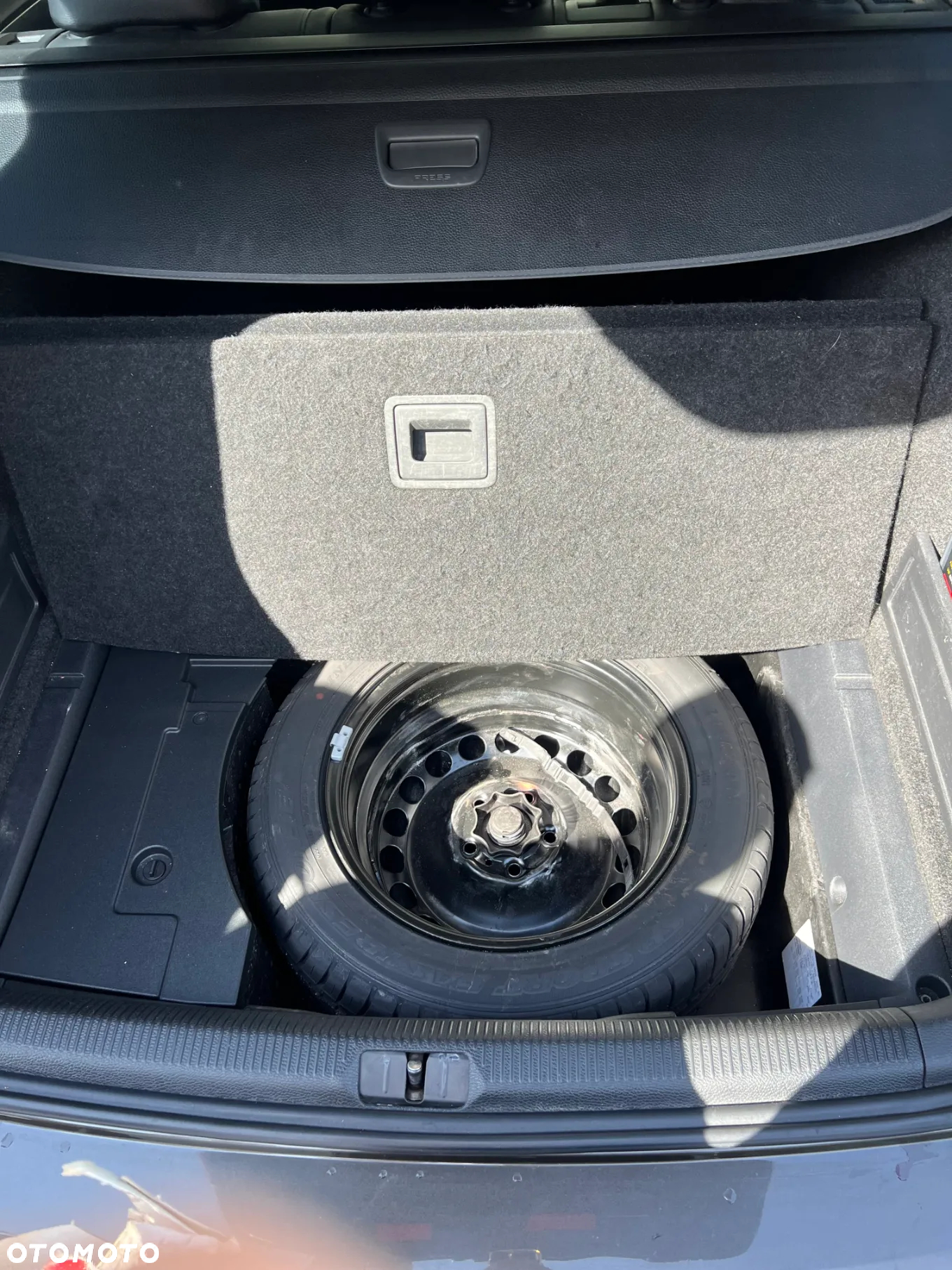 Volkswagen Passat 1.6 TDI Comfortline - 24