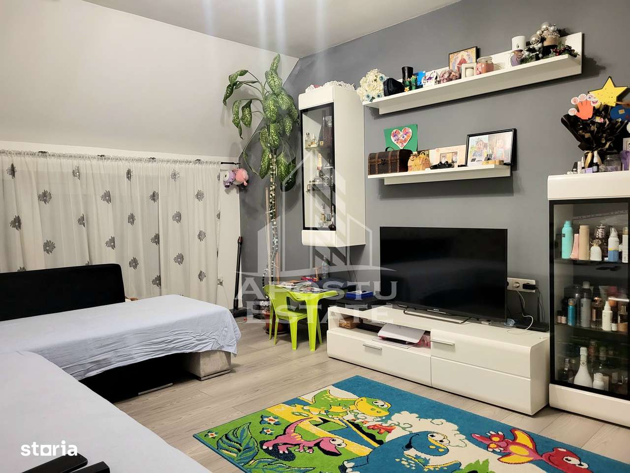 Apartament cu 3 camere, decomandat,  cu scara interioara, zona Lipovei - Imagine principală: 5/18