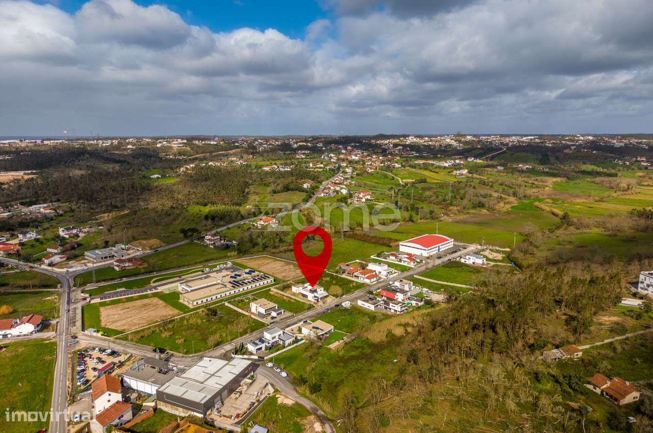 Moradia T3 - Leiria-35