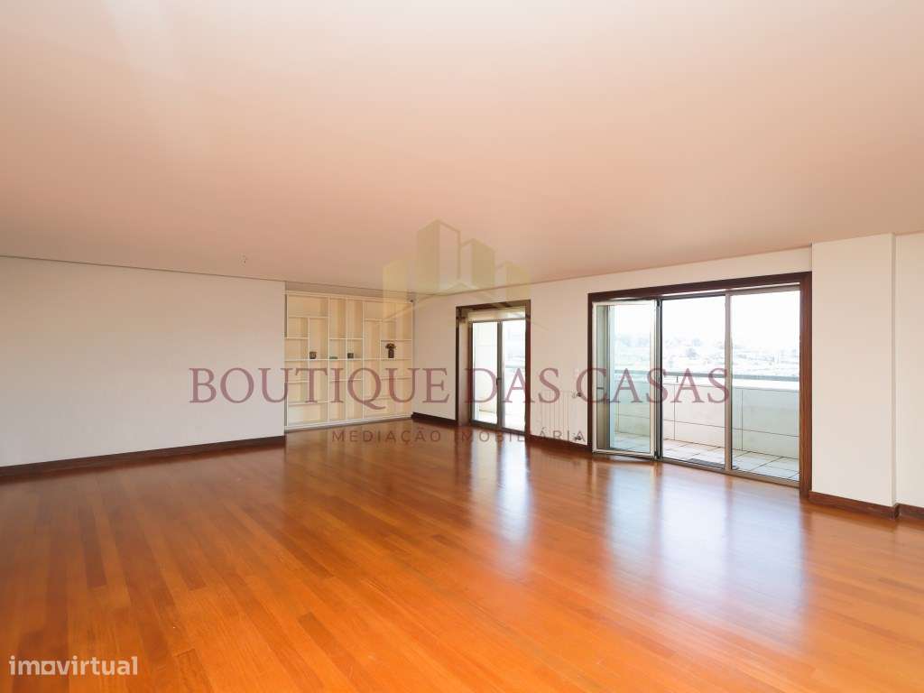 Apartamento T4 Com Vista Rio Cond Concordia Palacio Do Freixo
