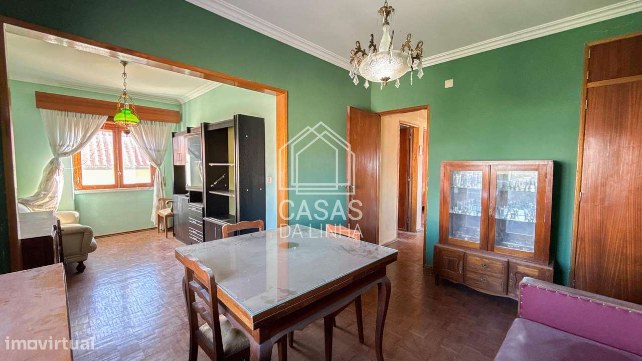 Moradia Independente T5 em Vila Fria - Porto Salvo-6