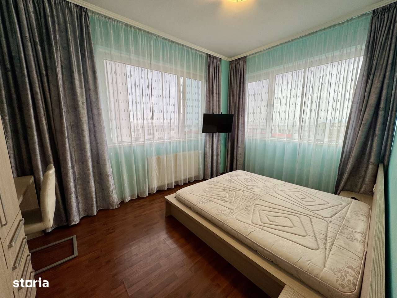 Vand apartament spatios, 3 camere, ARED-UTA-18