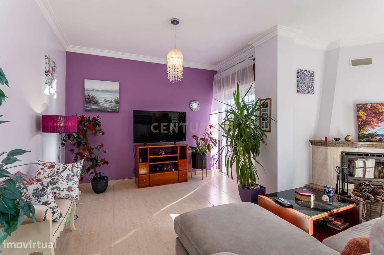 APARTAMENTO T2 , VARANDAS, ARRECADAÇÃO, PARQUEAMENTO - Grande imagem: 5/31