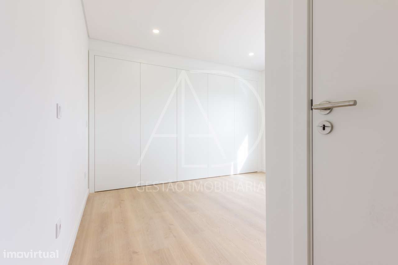 Moradia T3 Premium, Nova,  em Fernão Ferro-10