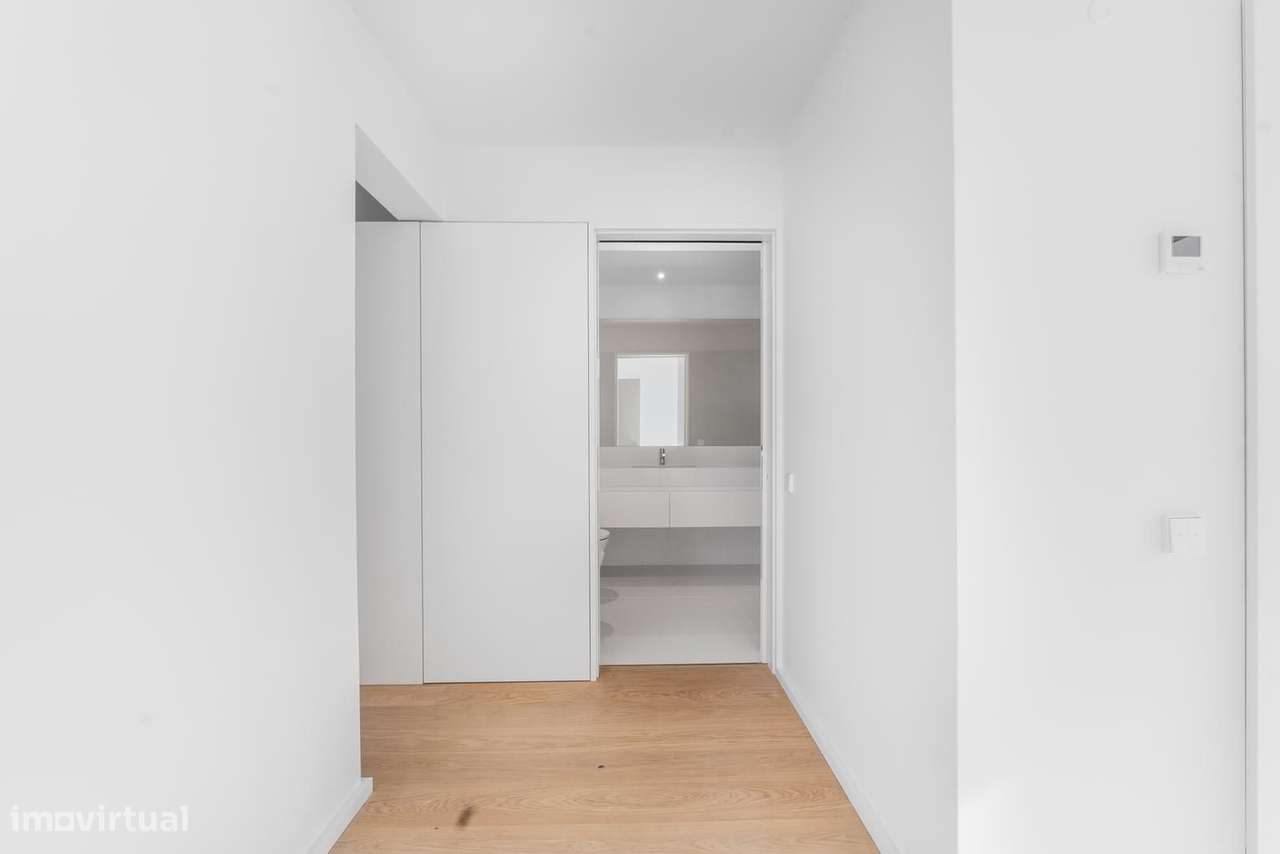 Apartamento T1 + 1 com vista, Campo Pequeno, Lisboa-26