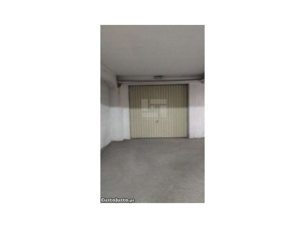 Apartamento T2, situado em Brandoa (Amadora - Grande imagem: 4/7