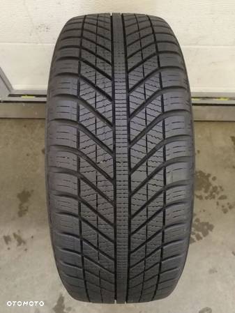 Opona całoroczna 205/55 R 16 Goodyear Vector 4Seasons - 1