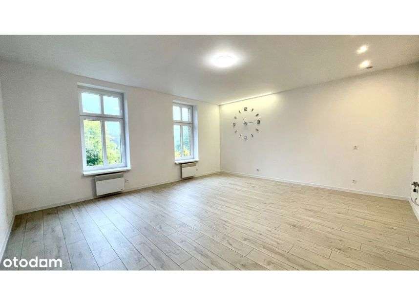 60 m2 / 3 pokoje / po generalnym remoncie-0